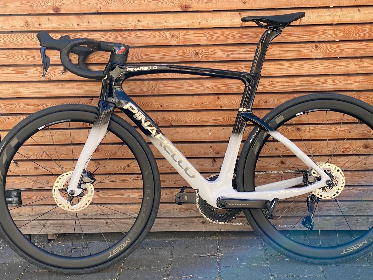 Pinarello F7 MY25 | Ultegra Di2 | Most Carbon | Lunar White