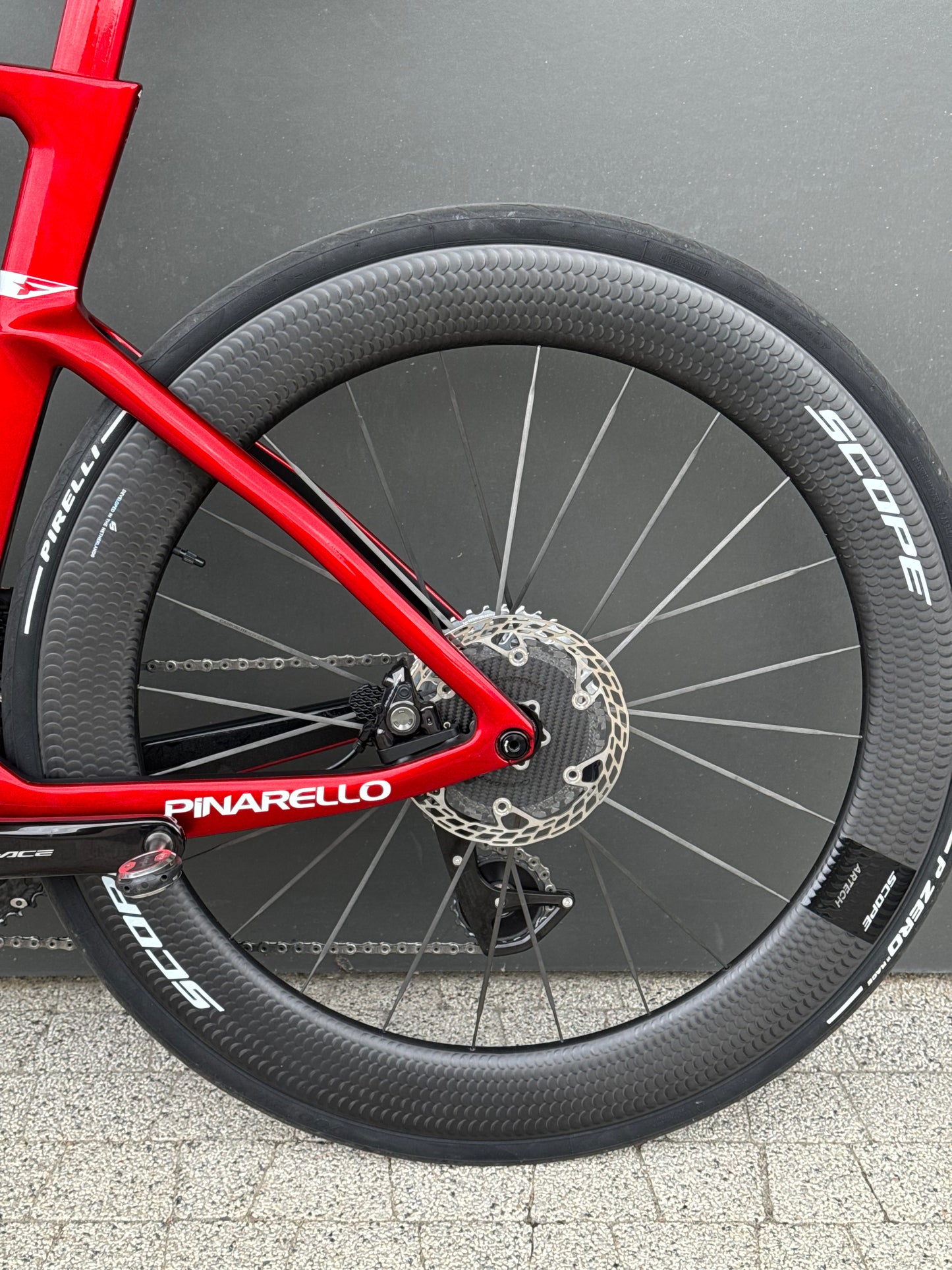 Pinarello Dogma F Starry Red Custom 540 Scope Artech Carbon Ti