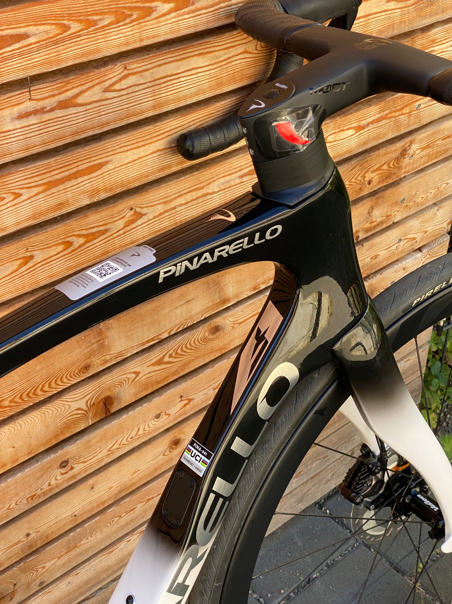 Pinarello F7 MY25 | Ultegra Di2 | Most Carbon | Lunar White