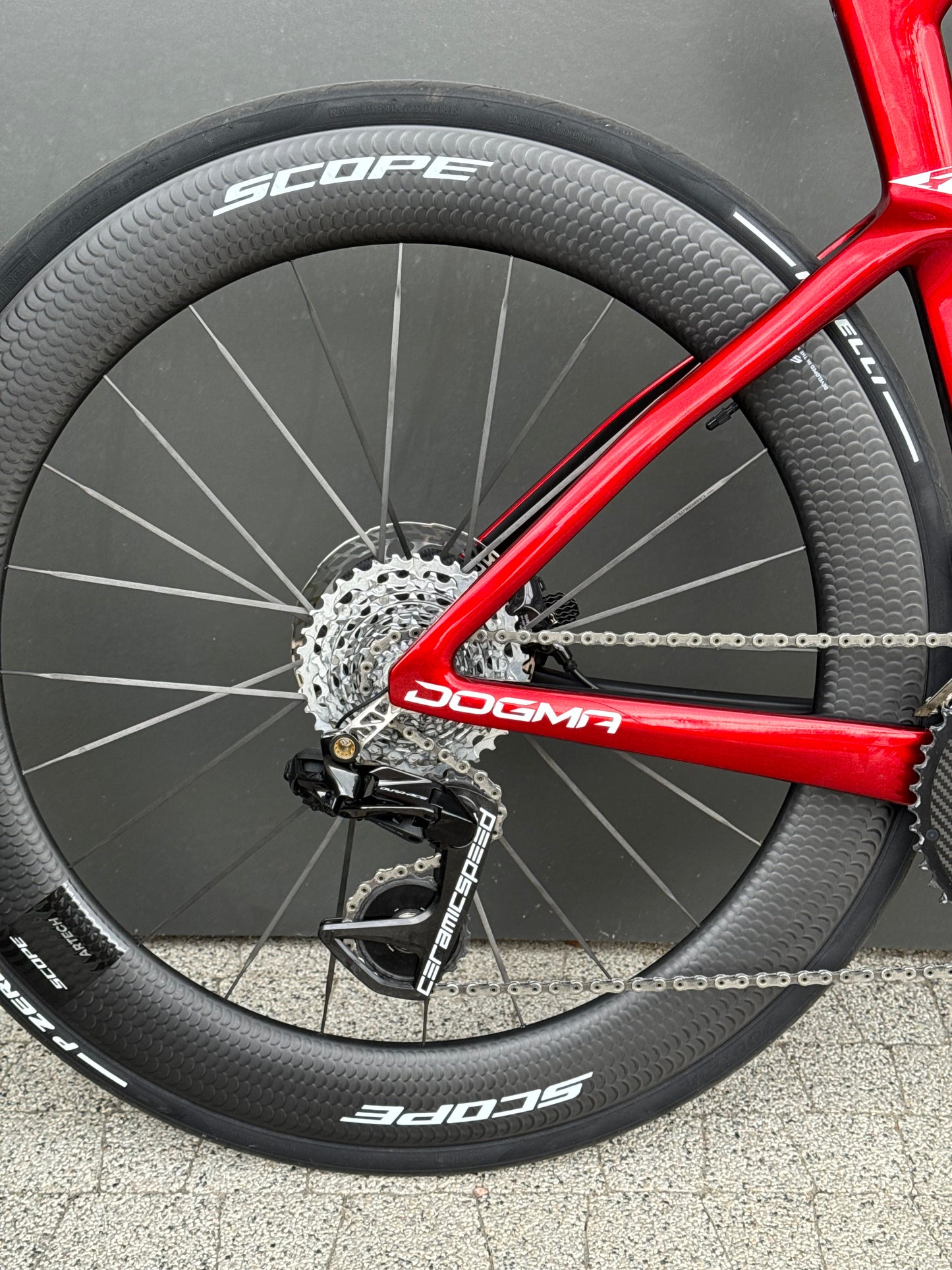Pinarello Dogma F Starry Red Custom 540 Scope Artech Carbon Ti