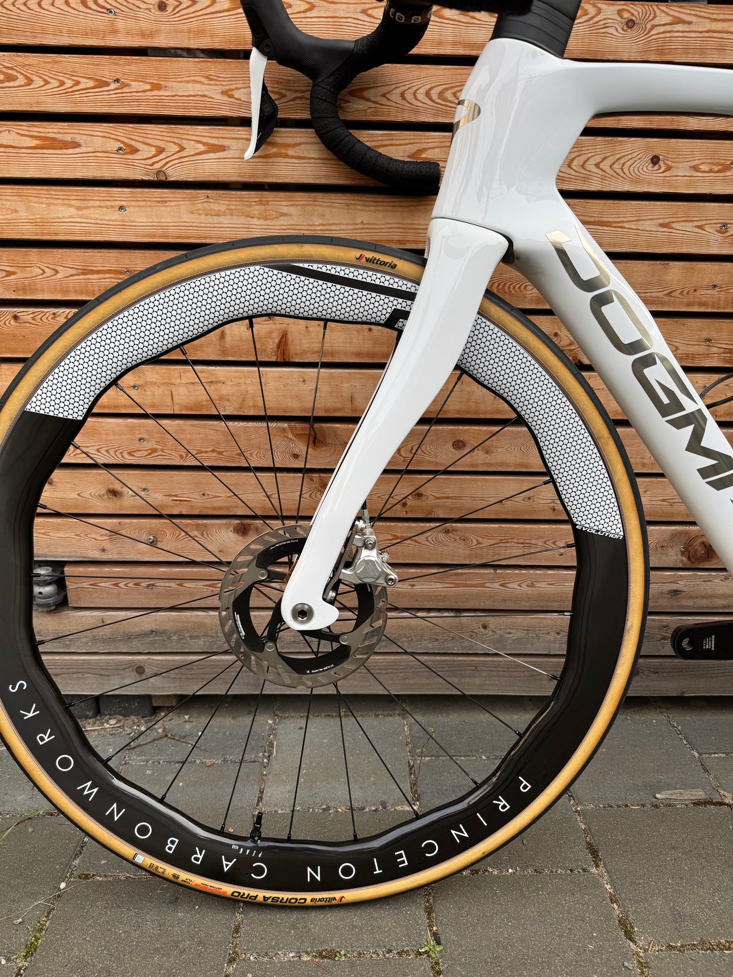 Pinarello Dogma F Crystal White | 560 Dura Ace Di2 Princeton Ceramicspeed
