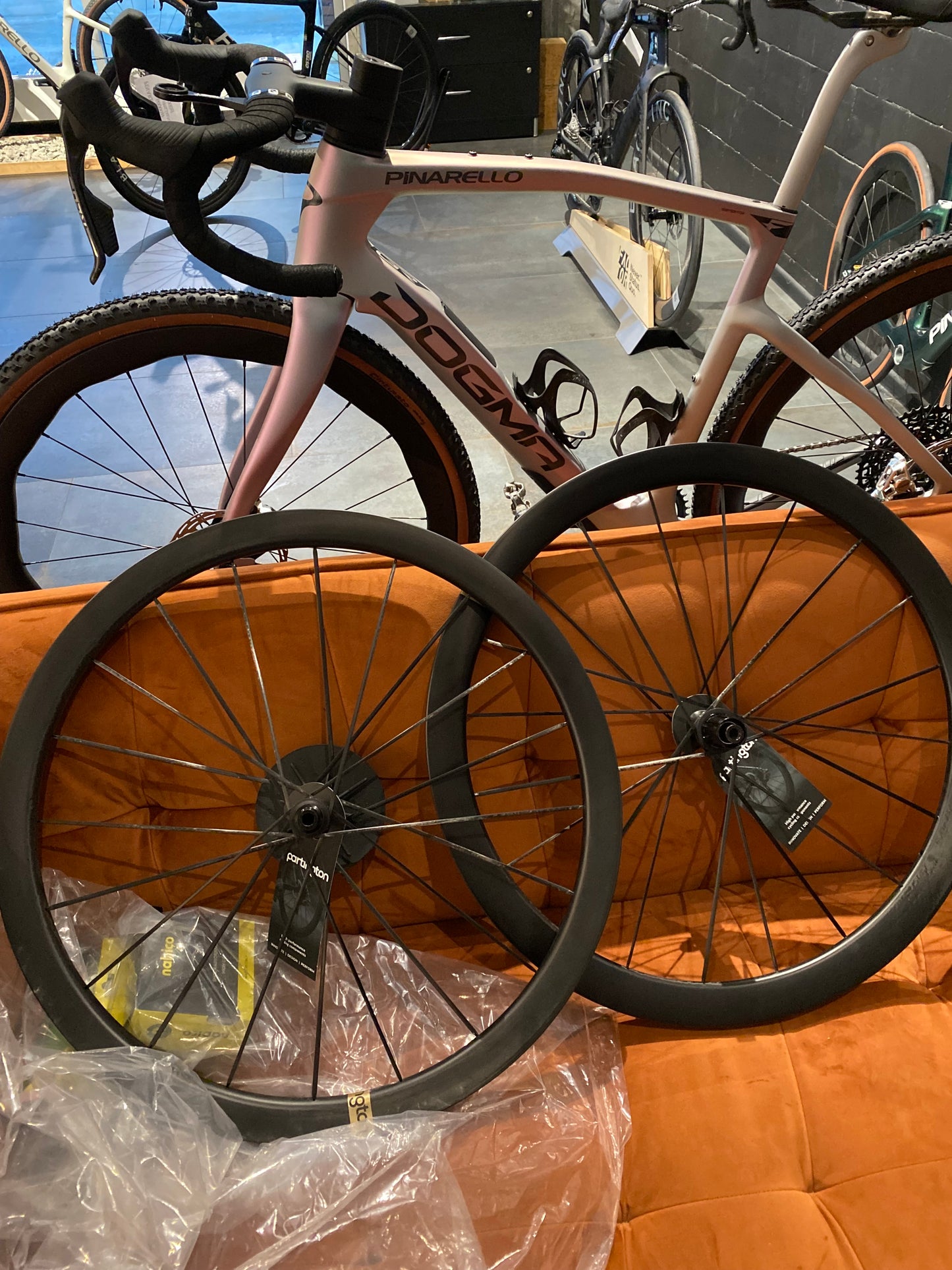 Partington MKII 39/44 R-Series Carbon Laufradsatz - Demo Gold