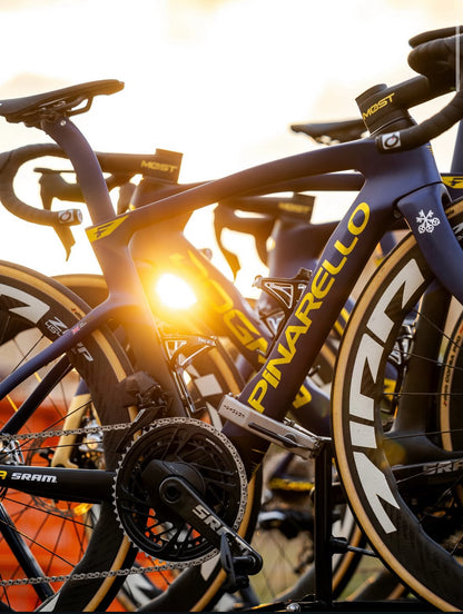 Pinarello Dogma F Team Q36.5 | Team Replica Bike | Zipp 454 NSW | Sram Red E1 | Powermeter