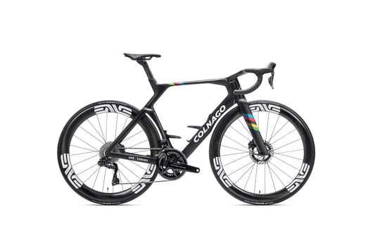 Colnago Y1RS – Rainbow Replica 2026 | Shimano Dura Ace Di2 | Enve SES 4.5