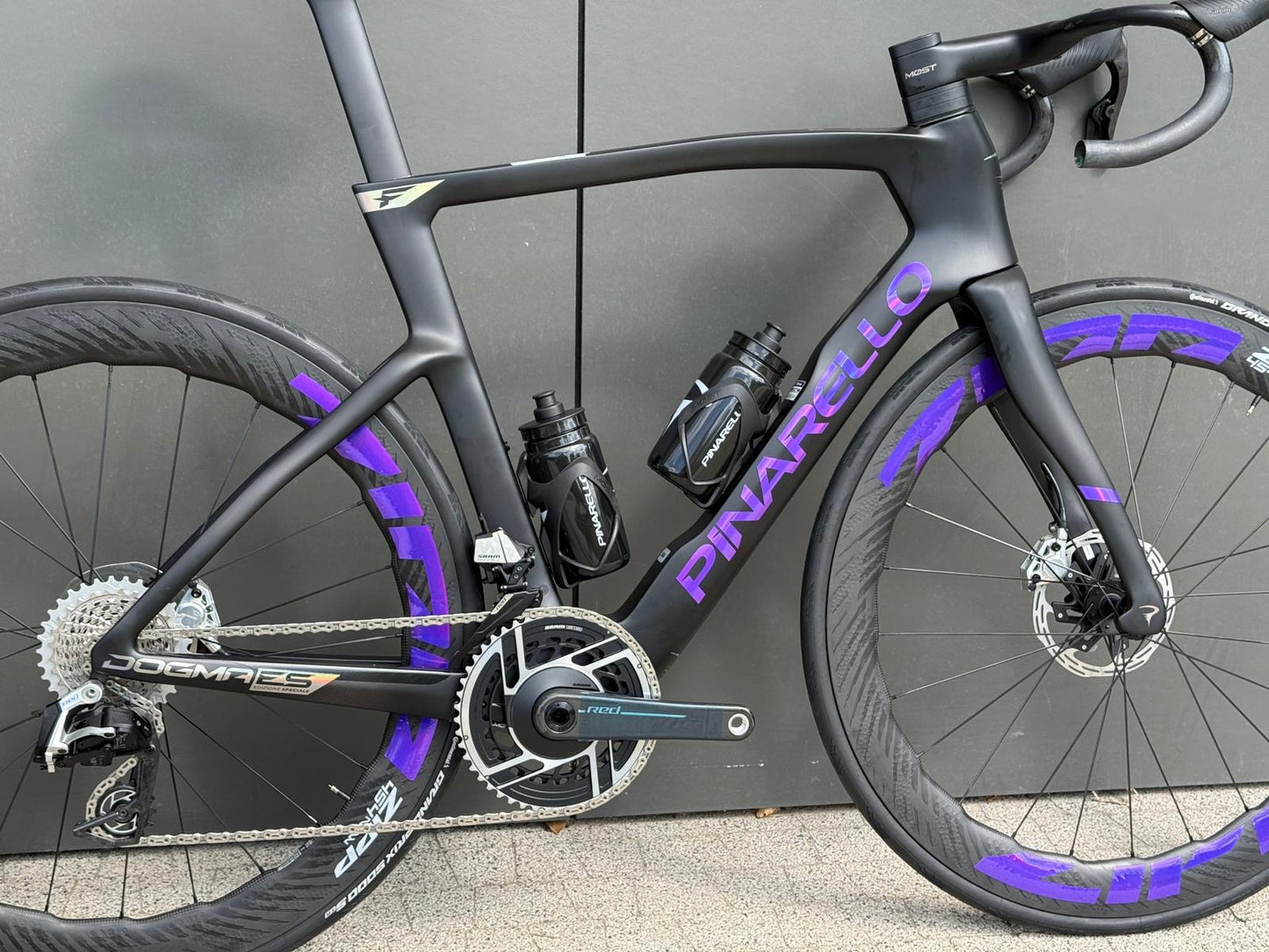Pinarello Dogma F X Tissot Limited Edition 1/101