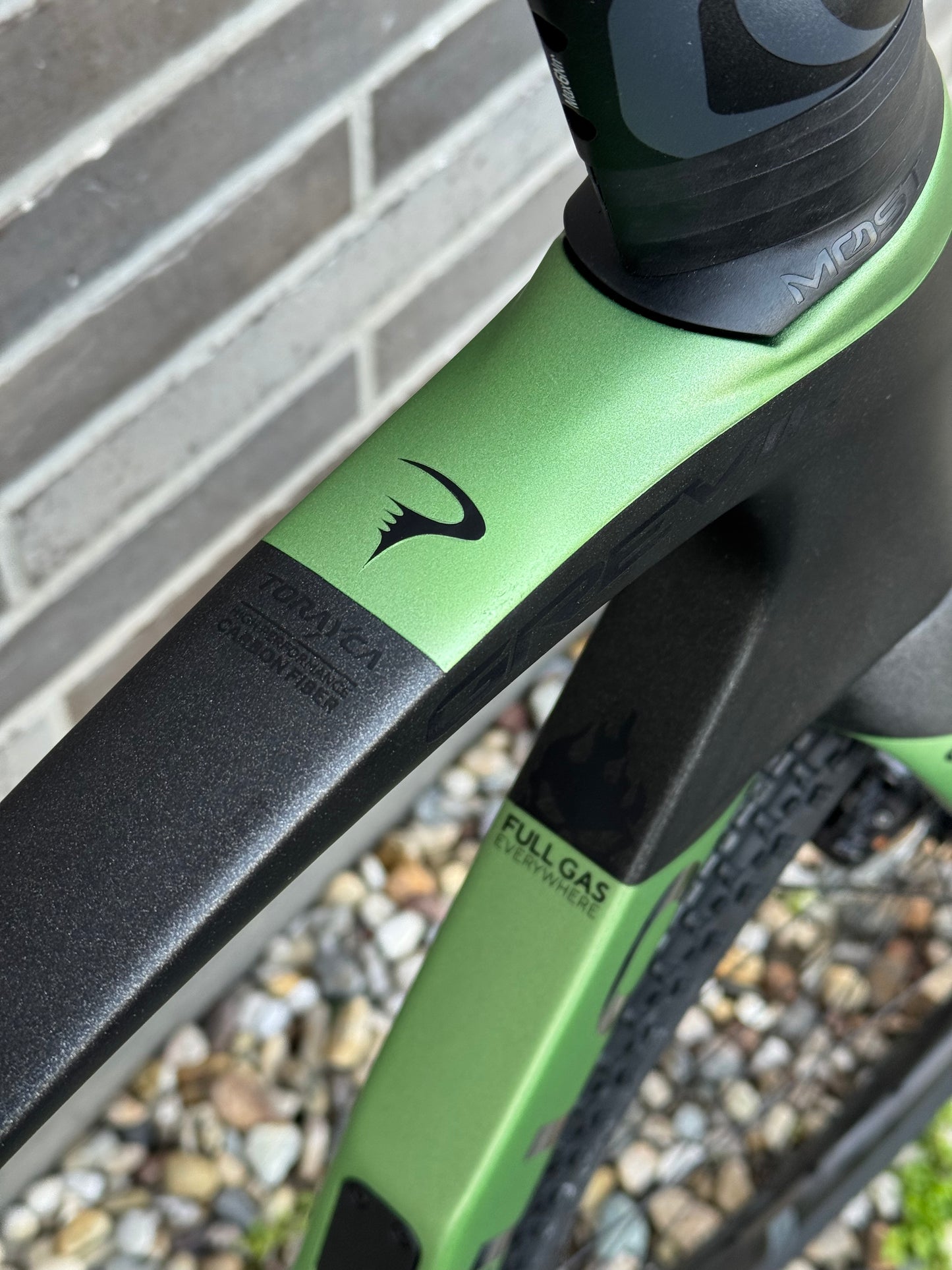 Pinarello Grevil F7 Stone Green 550 GRX 820 1x12