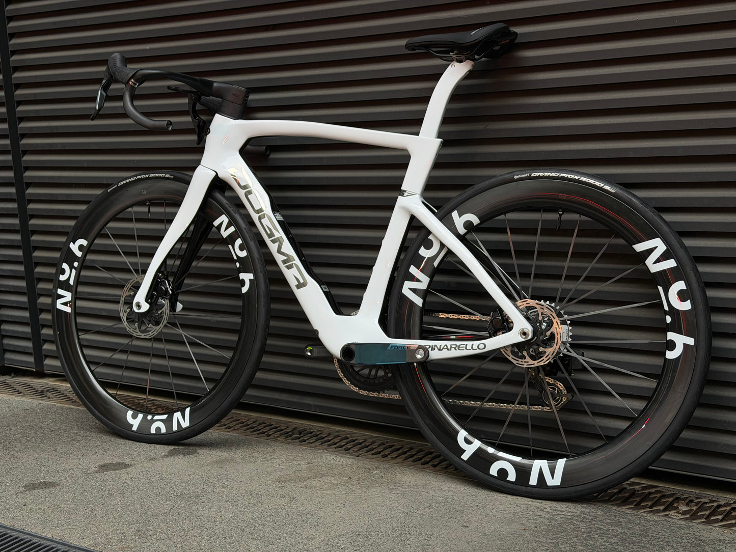 Pinarello Dogma F Crystal White | SRAM Force AXS E1 | Number Six 52/58