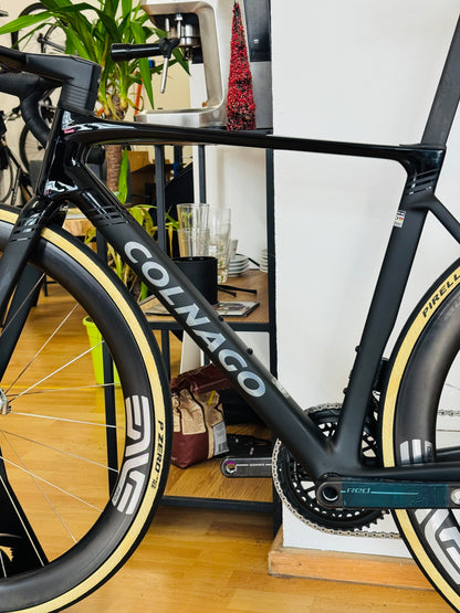 Colnago V5-RS STNT - Sram Red E1 - Enve SES 4.5 Pro - Pirelli P-Zero