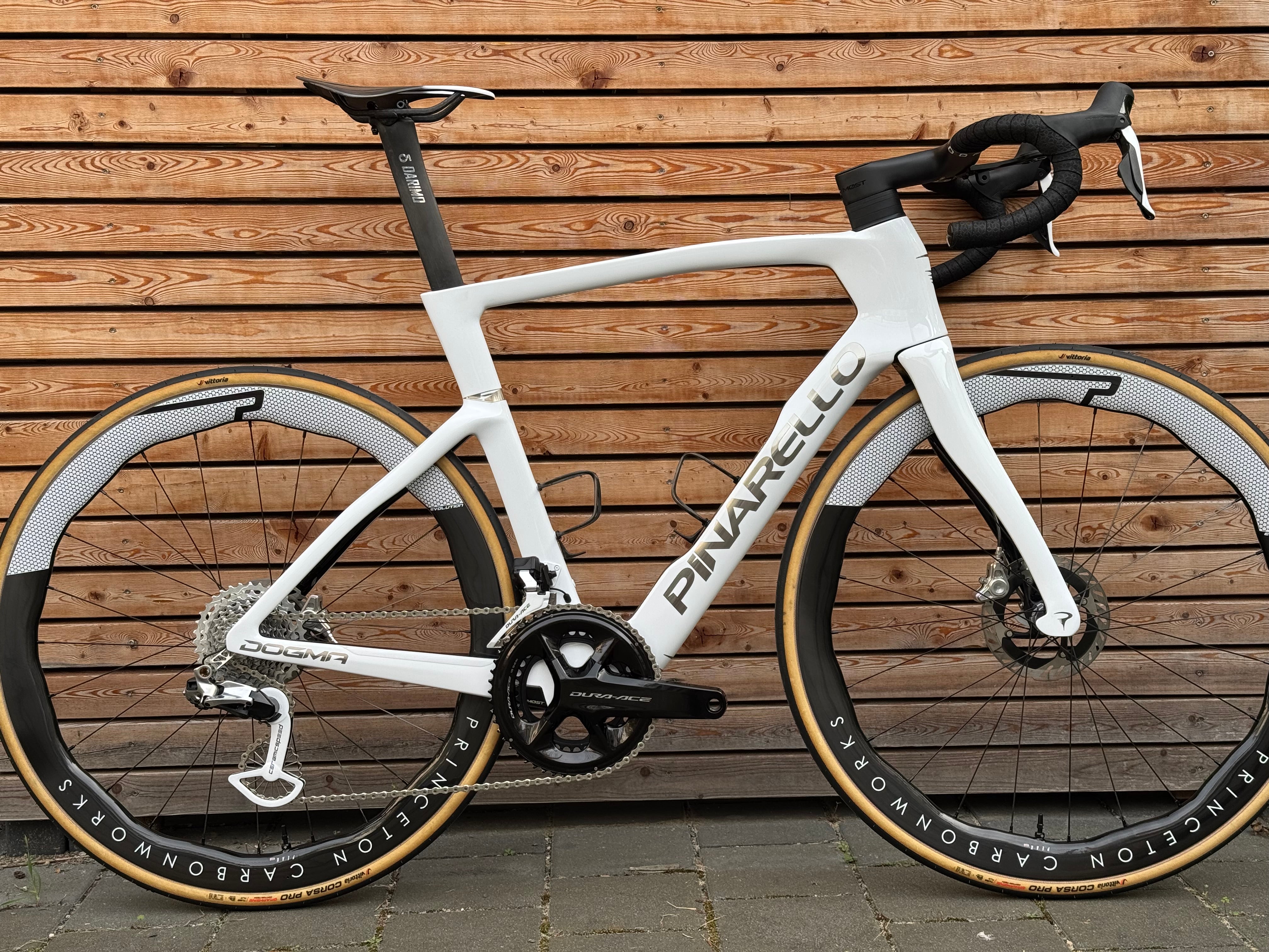 Pinarello Dogma F Crystal White | 560 Dura Ace Di2 Princeton