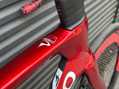 Pinarello Dogma F Starry Red | Sram Red AXS E1 | Princeton Carbonworks Vuelta Red | Roadbike