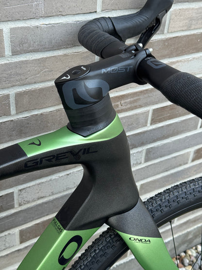 Pinarello Grevil F7 Stone Green 550 GRX 820 1x12