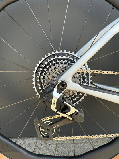 Pinarello Dogma GR – SRAM Red XPLR AXS 1x13 – Interstellar Grey Matt