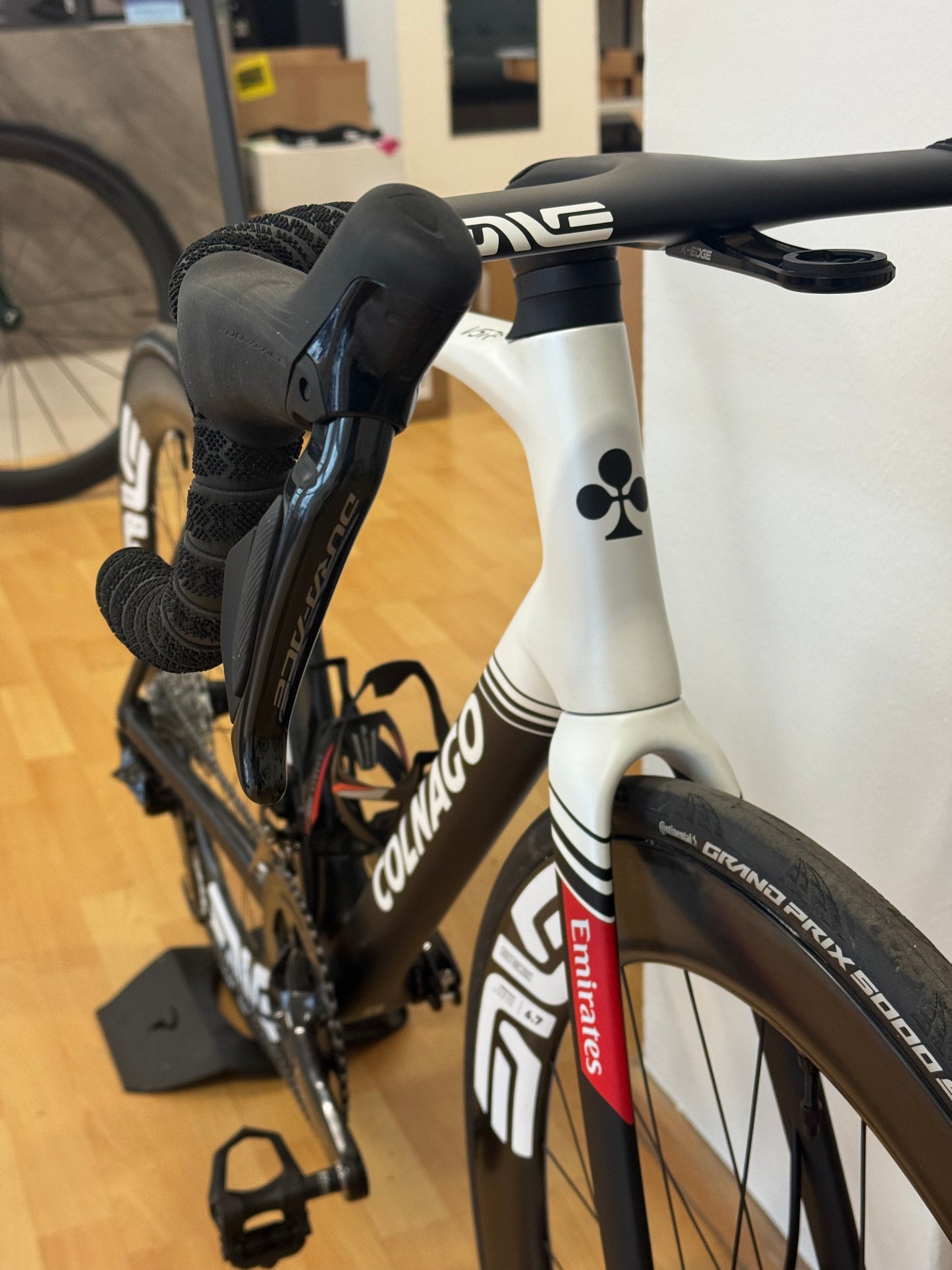 Colnago V5-RS | SDM5 - Team UAE | Custom - THM Clavicula SE | Enve SES 6.7 | CeramicSpeed