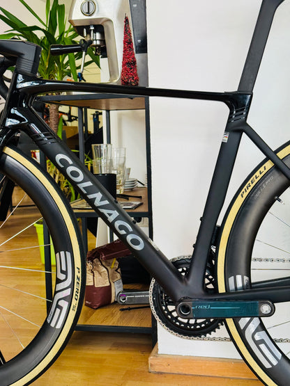 Colnago V5-RS STNT - Sram Red E1 - Enve SES 4.5 Pro - Pirelli P-Zero