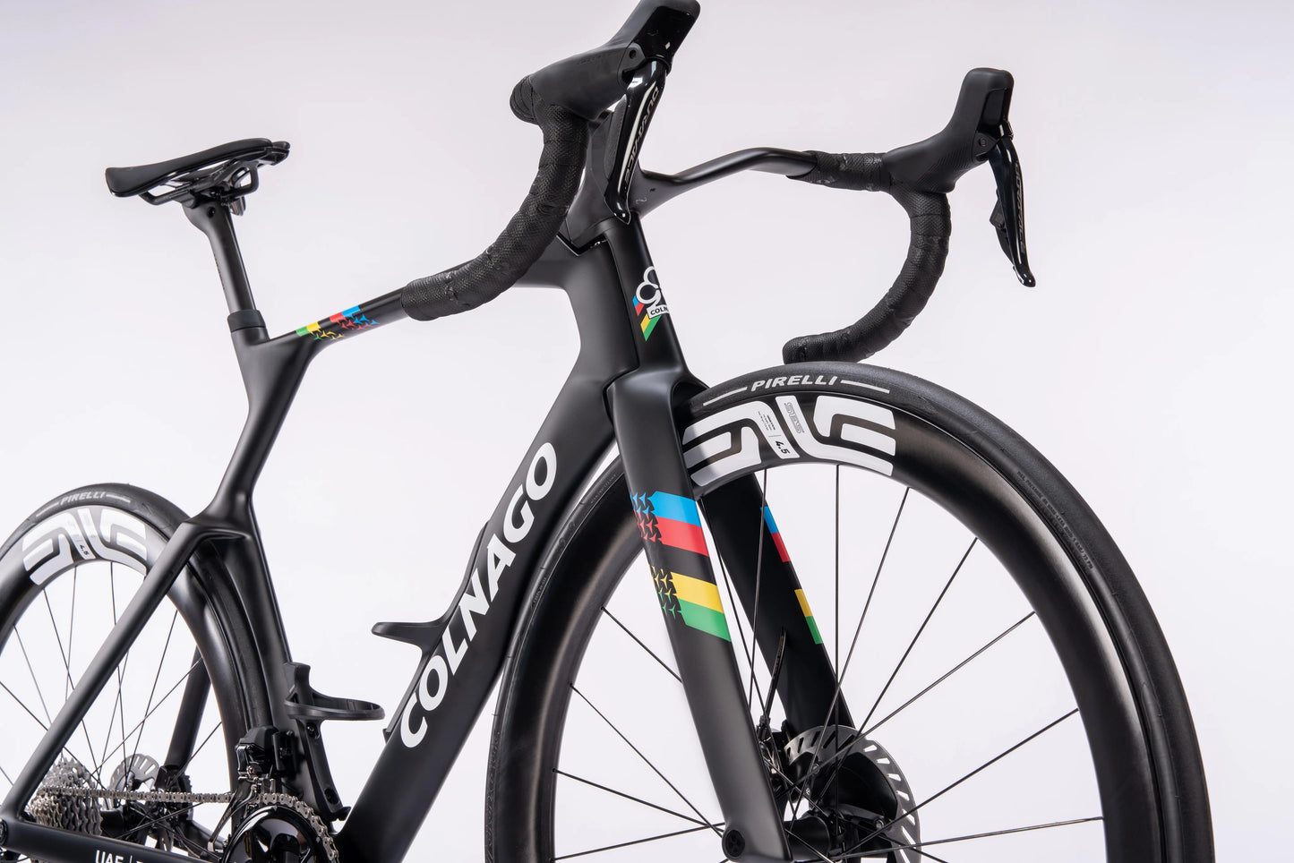 Colnago Y1RS – Rainbow Replica 2026 | Shimano Dura Ace Di2 | Enve SES 4.5