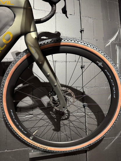 Pinarello Grevil F3 | My26 Etna Black | Sram Apex XPLR