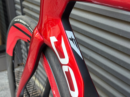 Pinarello Dogma F Starry Red | Sram Red AXS E1 | Princeton Carbonworks Vuelta Red | Roadbike
