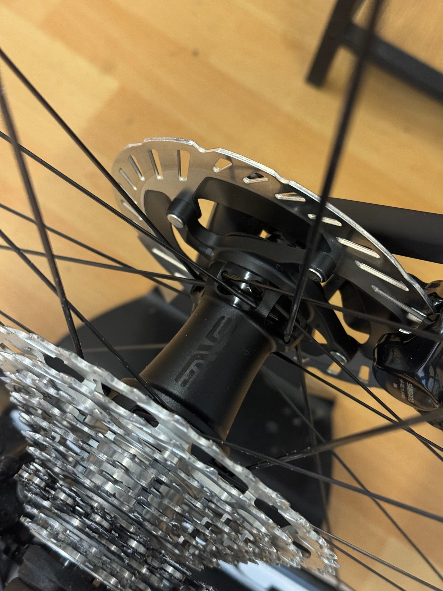 Colnago V5-RS | SDM5 - Team UAE | Custom - THM Clavicula SE | Enve SES 6.7 | CeramicSpeed