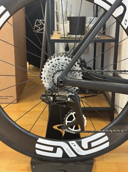 Colnago V5-RS | SDM5 - Team UAE | Custom - THM Clavicula SE | Enve SES 6.7 | CeramicSpeed