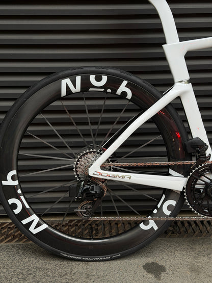Pinarello Dogma F Crystal White | SRAM Force AXS E1 | Number Six 52/58