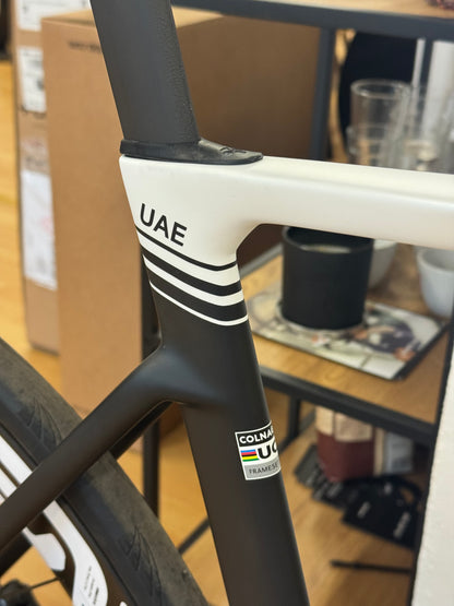 Colnago V5-RS | SDM5 - Team UAE | Custom - THM Clavicula SE | Enve SES 6.7 | CeramicSpeed