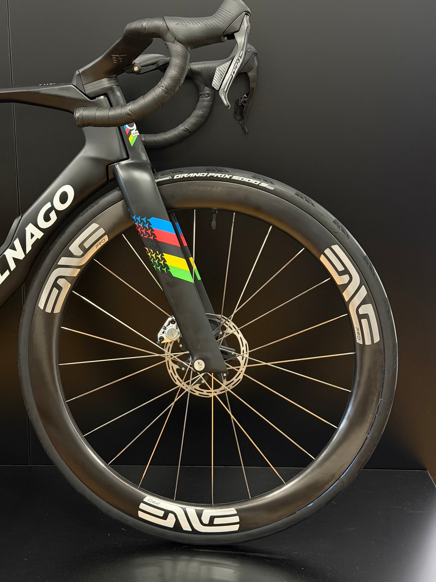 Colnago Y1-RS YSBC | Sram Red E1 AXS | Enve 4.5 Pro | Powermeter