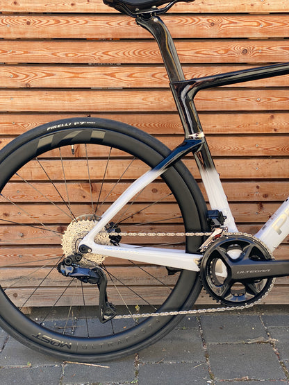 Pinarello F7 MY25 | Ultegra Di2 | Most Carbon | Lunar White