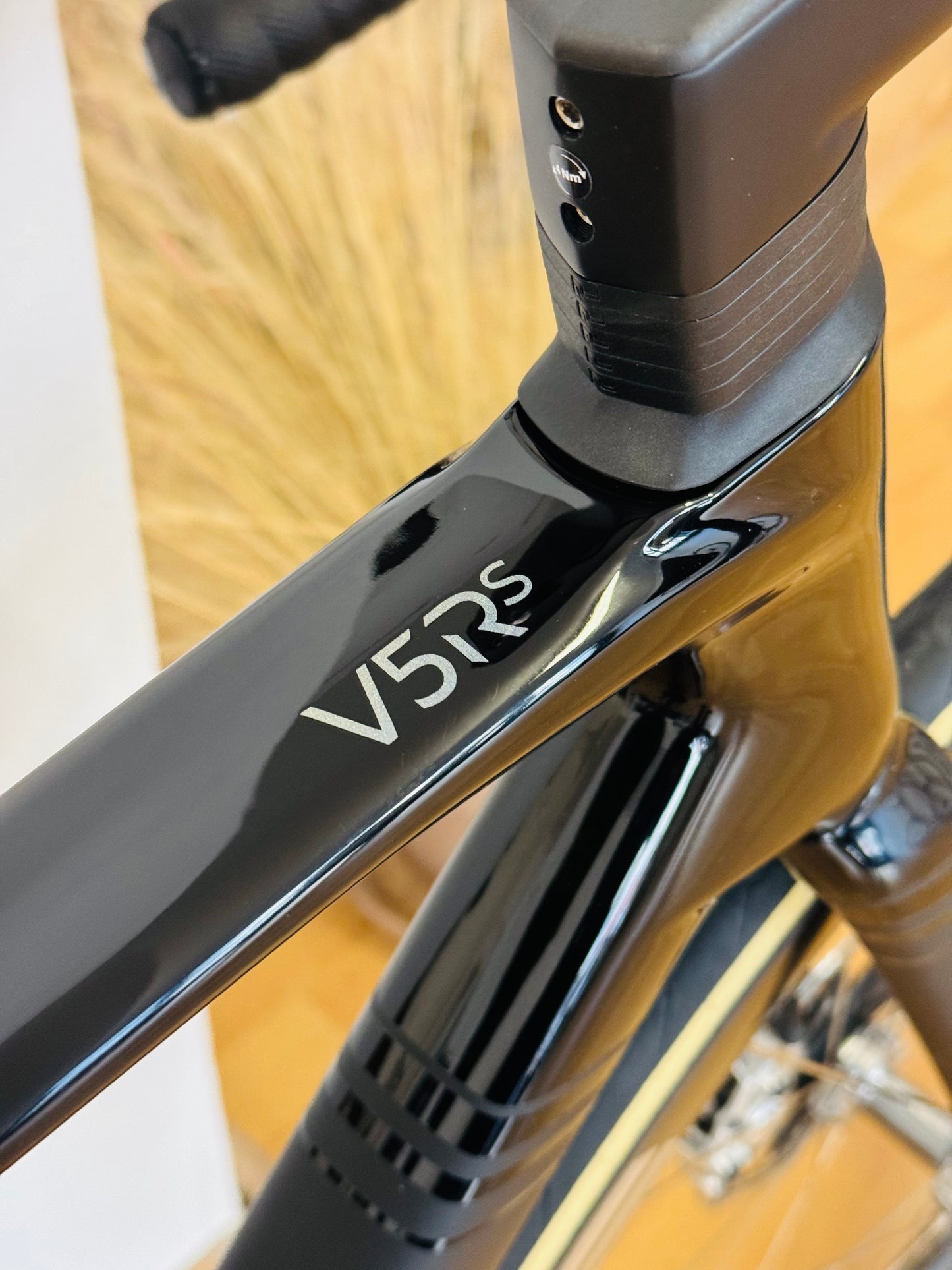Colnago V5-RS STNT - Sram Red E1 - Enve SES 4.5 Pro - Pirelli P-Zero