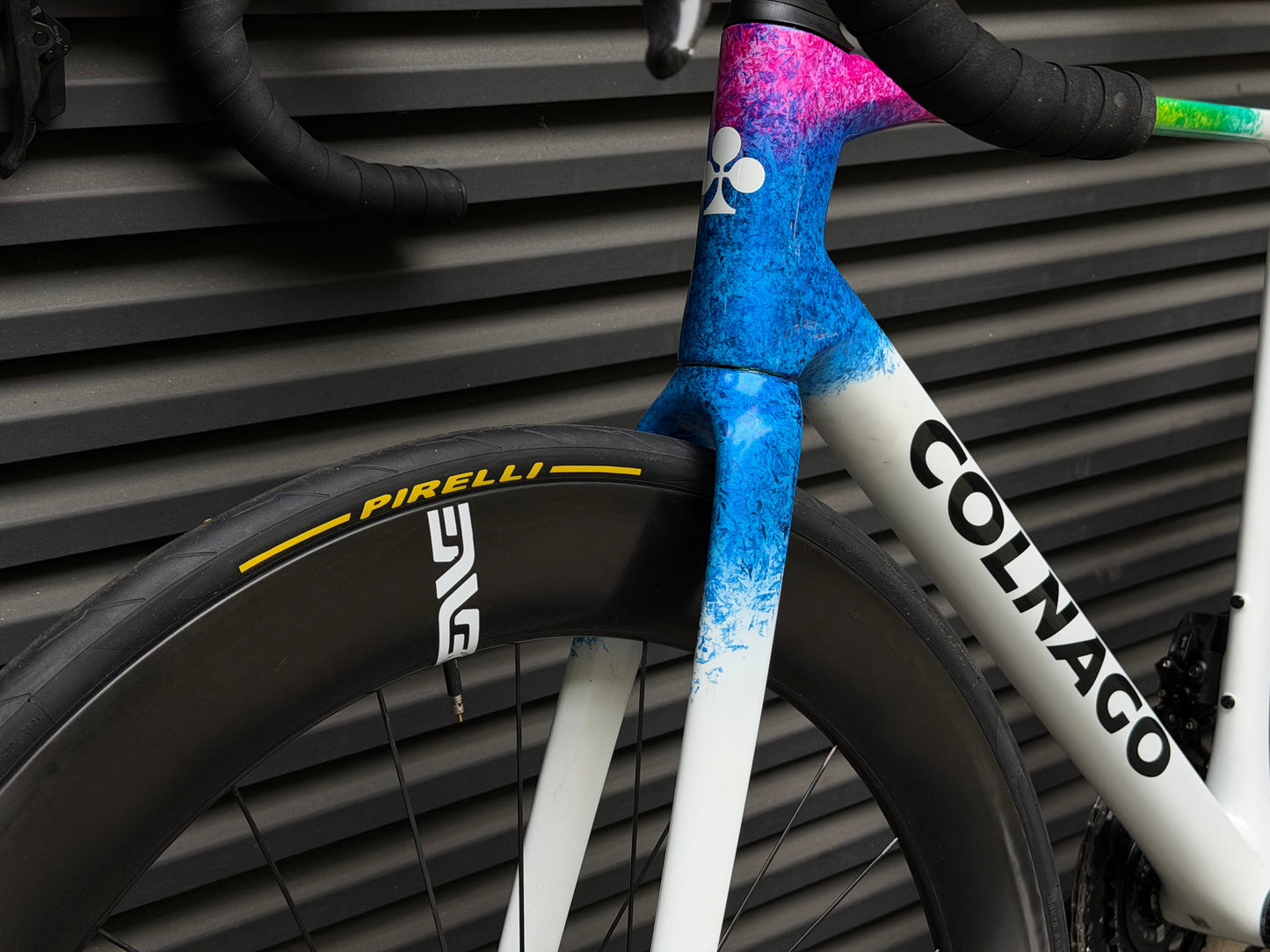 Colnago V5RS STNT | SRAM Red E1 AXS | ENVE Foundation 65